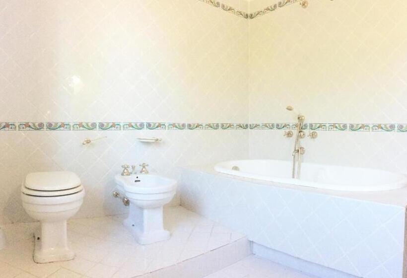 Номер Deluxe, Relais Casale Il Poggetto Villa Paola