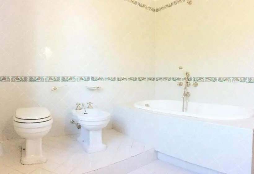 デラックスルーム, Relais Casale Il Poggetto Villa Paola