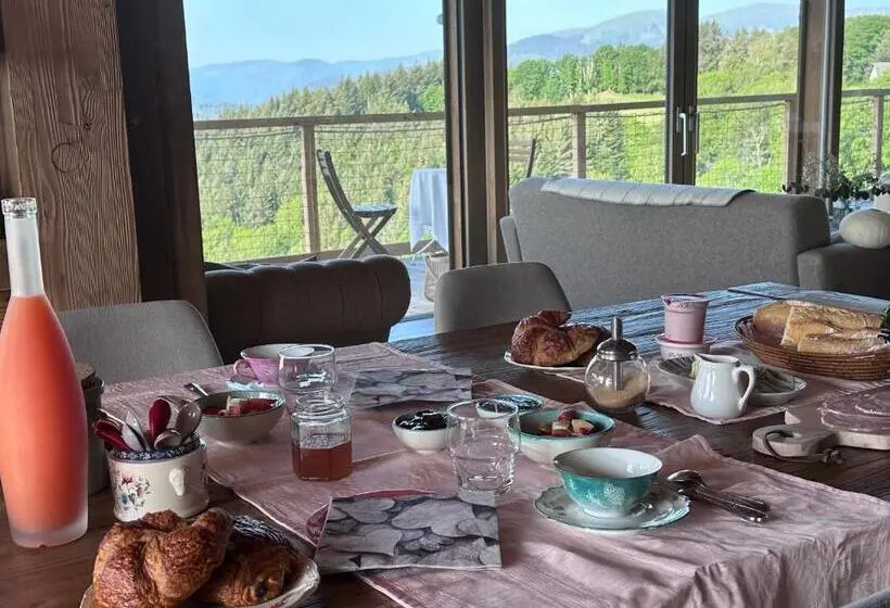 Perhehuone, Chalet La Petite Ourse