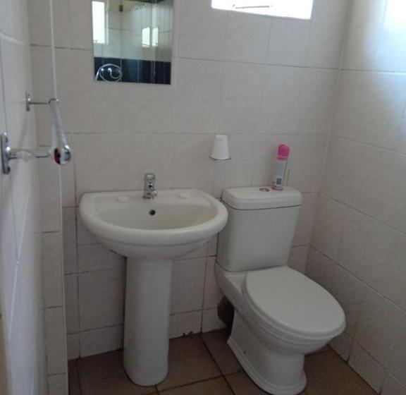 اتاق لوکس, Thokoza Anglican Conference Centre