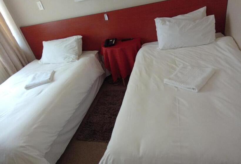 اتاق لوکس, Thokoza Anglican Conference Centre