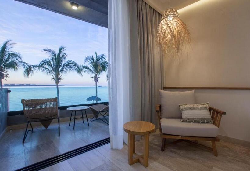 Люкс Superior Вид на Море, Malecón 1680