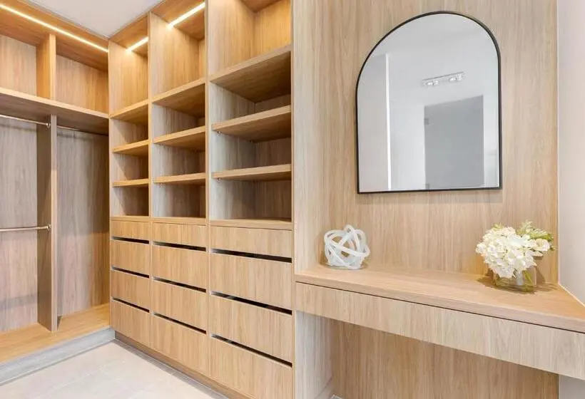 Huoneisto 3 Makuuhuonetta, Seanna Residences Bokarina Beach