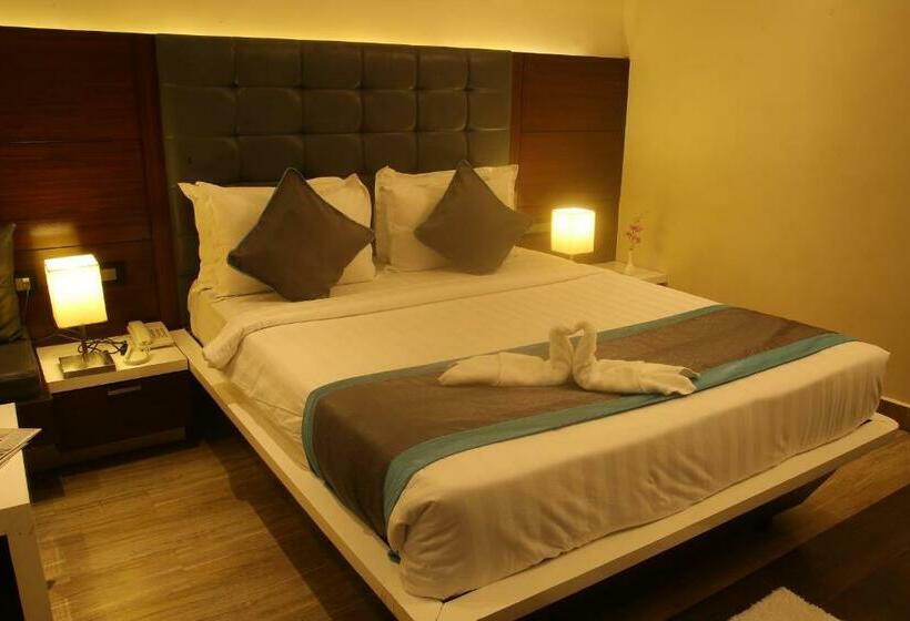 Номер Deluxe, Park Signature Hotels Royal Benza