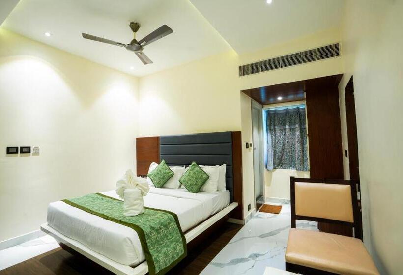 Номер Deluxe, Park Signature Hotels Royal Benza