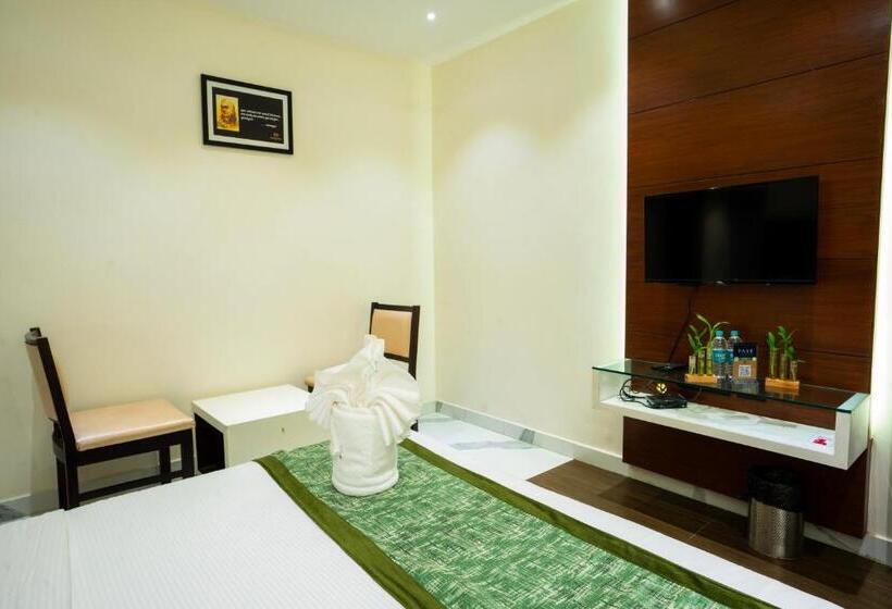 Номер Deluxe, Park Signature Hotels Royal Benza