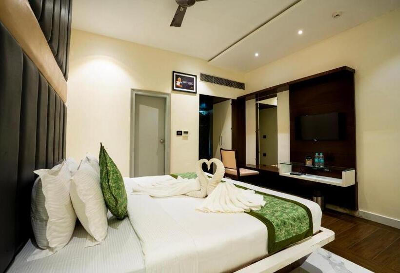 Номер Deluxe, Park Signature Hotels Royal Benza