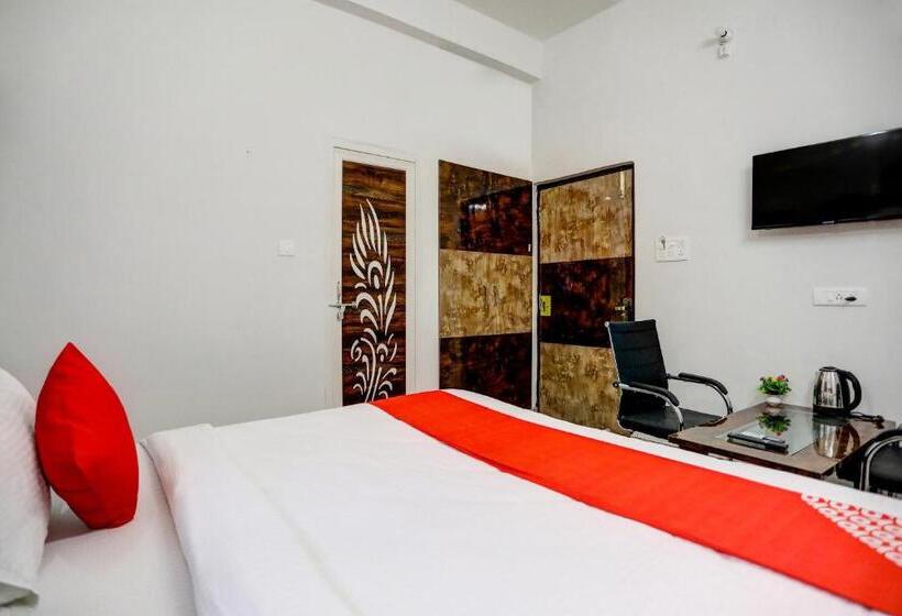 トリプルクラシックルーム, Oyo Flagship 81327 Ks Palace