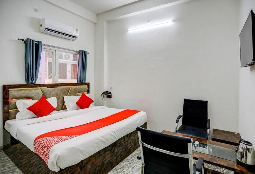 三人经典房间, Oyo Flagship 81327 Ks Palace