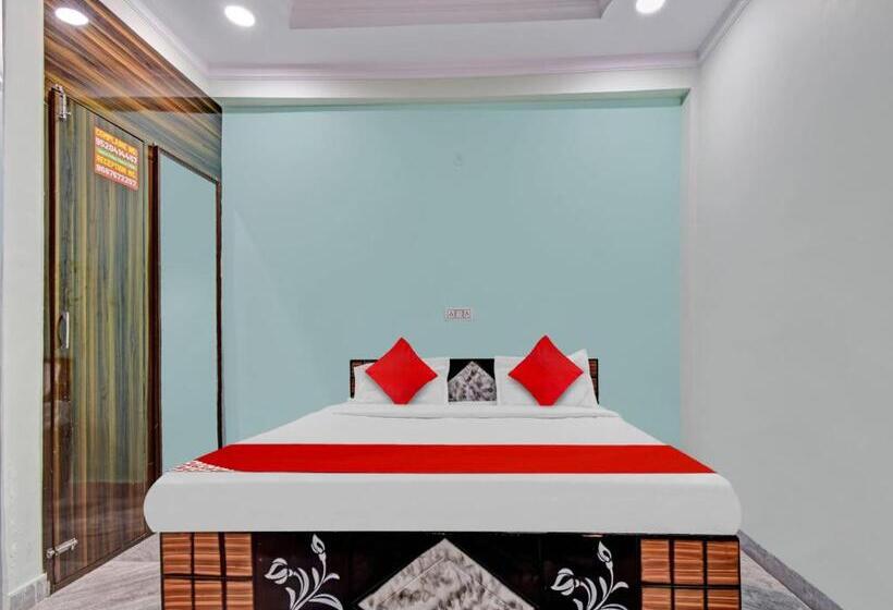 三人经典房间, Oyo Flagship 81340 Diamond Inns