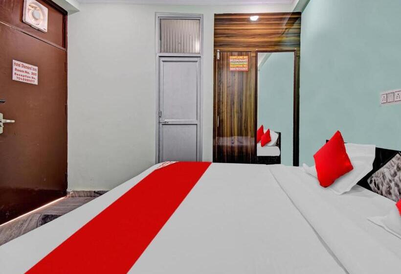 三人经典房间, Oyo Flagship 81340 Diamond Inns