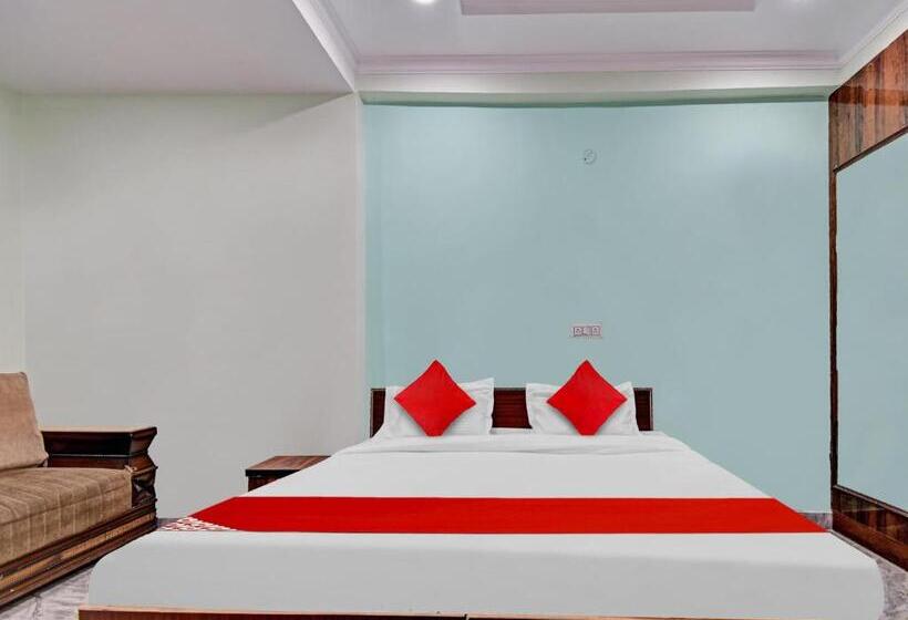 三人经典房间, Oyo Flagship 81340 Diamond Inns