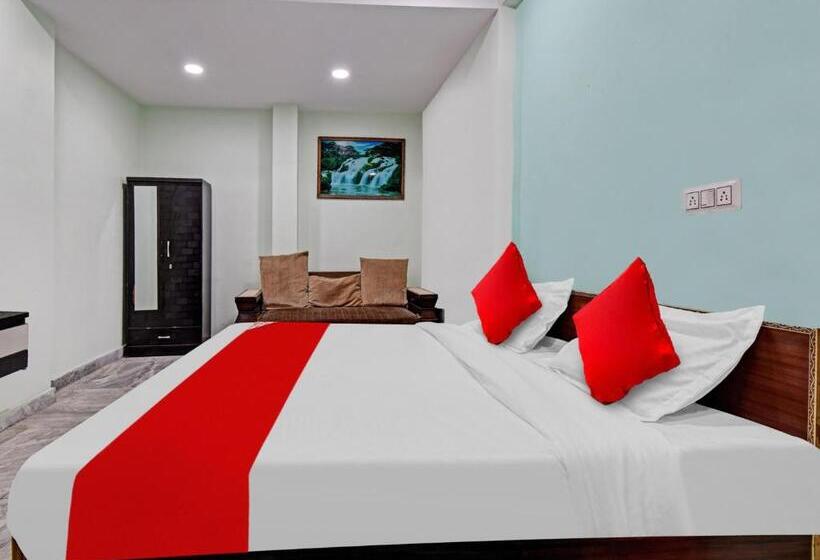 三人经典房间, Oyo Flagship 81340 Diamond Inns