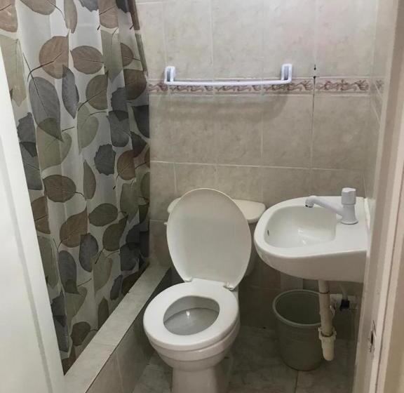 اتاق عادی, Freedom Nagua