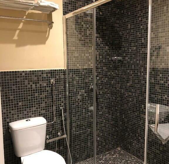 Трехместный Номер Стандарт Вид на Сад, Etna Petit Relais