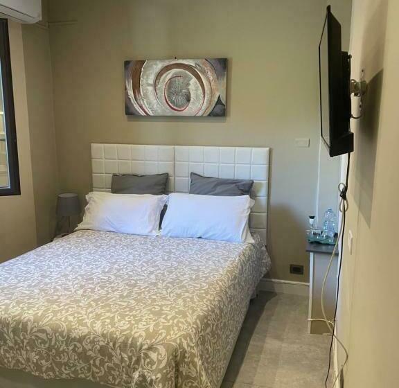 Номер Economy, Etna Petit Relais