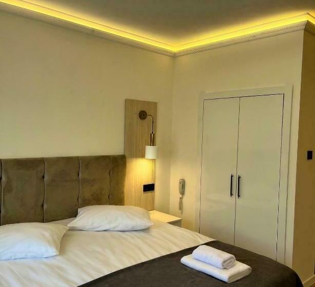 Номер Стандарт, Golden Life Suite