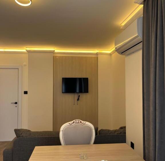 Люкс Кровать Кинг, Golden Life Suite