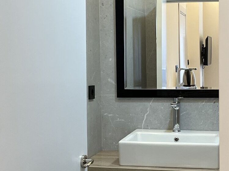 Номер Deluxe Вид на Море, Golden Life Suite