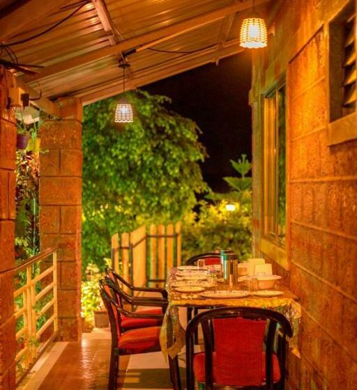 ‫فيلا غرفة نوم واحدة, Misty Mount Villa