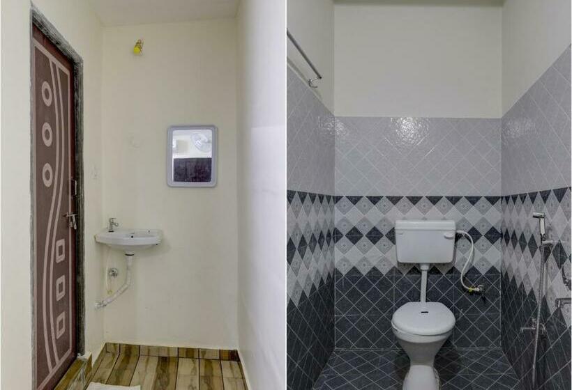 Трехместный Номер Классика, Oyo Flagship 81334 Sv