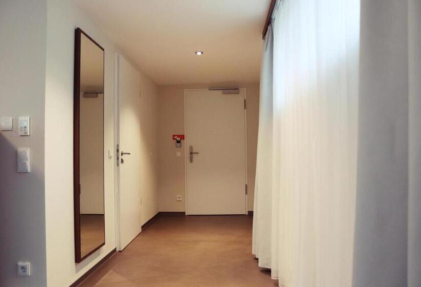 Suite, Apart Hotel Firstboarding Bayreuth