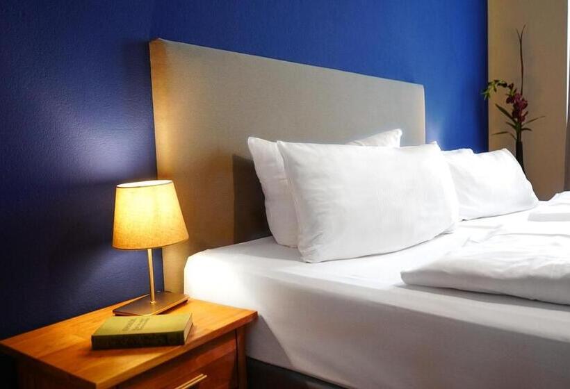 Номер Стандарт, Aparthotel Mitte
