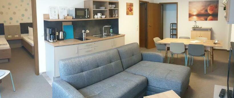 Apartamento 2 Dormitórios, Allgau Garni