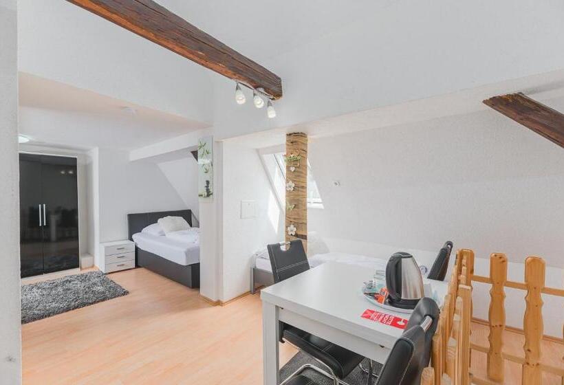 4인용 스탠다드 룸, Am Schlossplatz