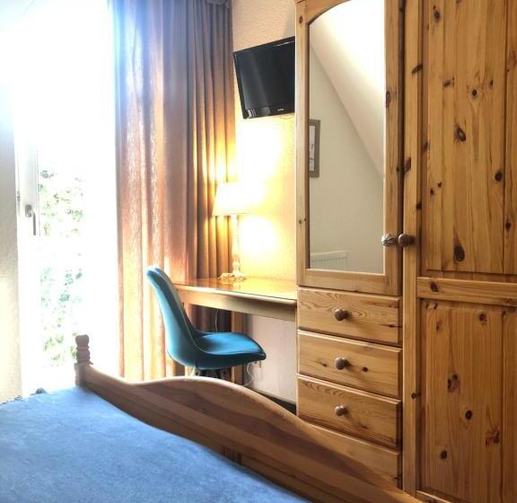 Standard Værelse m. Balkon, Am Wasserturm Pension