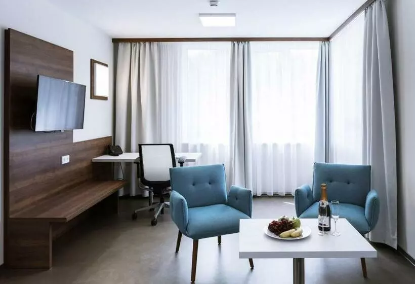 سوییت جونیور, Apart Hotel Firstboarding Bayreuth