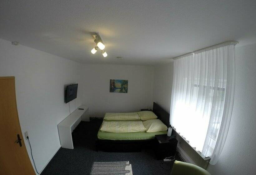 침실 3개 아파트, Apartmenthaus Somborn