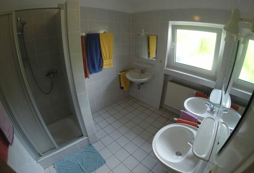 침실 3개 아파트, Apartmenthaus Somborn