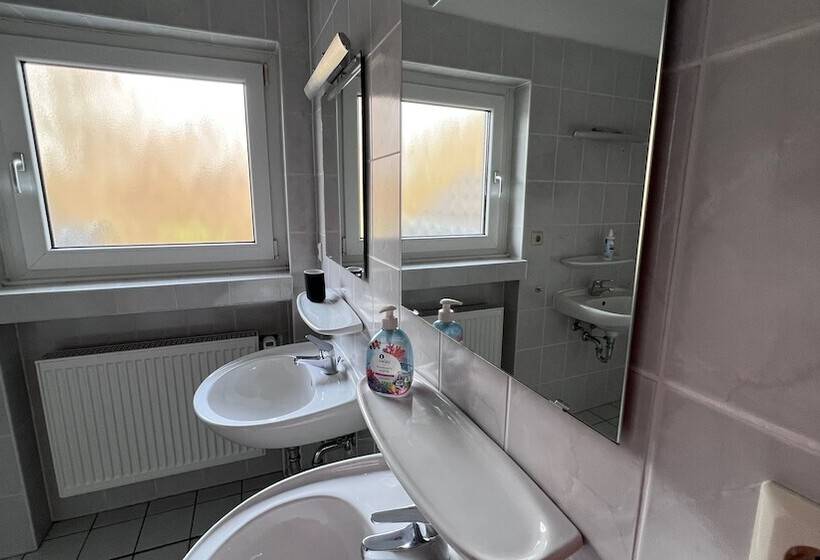 침실 3개 아파트, Apartmenthaus Somborn