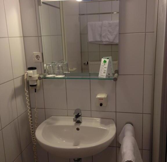 اتاق لوکس, Astra Rastatt