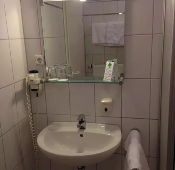 デラックスルーム, Astra Rastatt