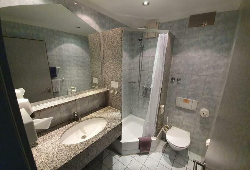 スタンダードルーム, Blaubeurer Tor