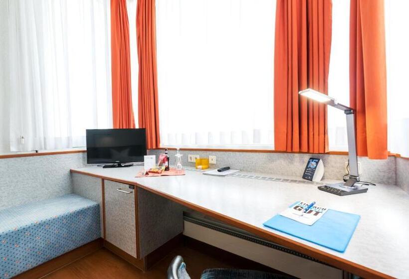 スーペリアールーム, Blaubeurer Tor