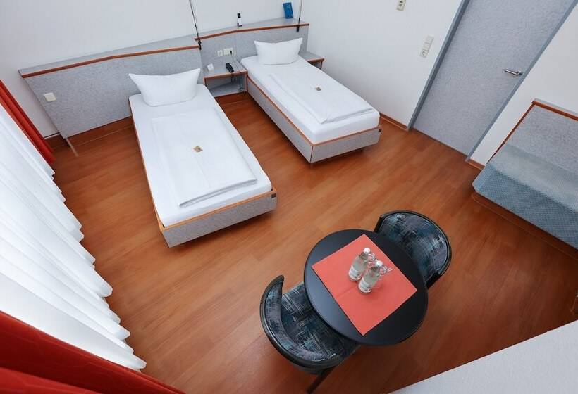 スーペリアールーム, Blaubeurer Tor