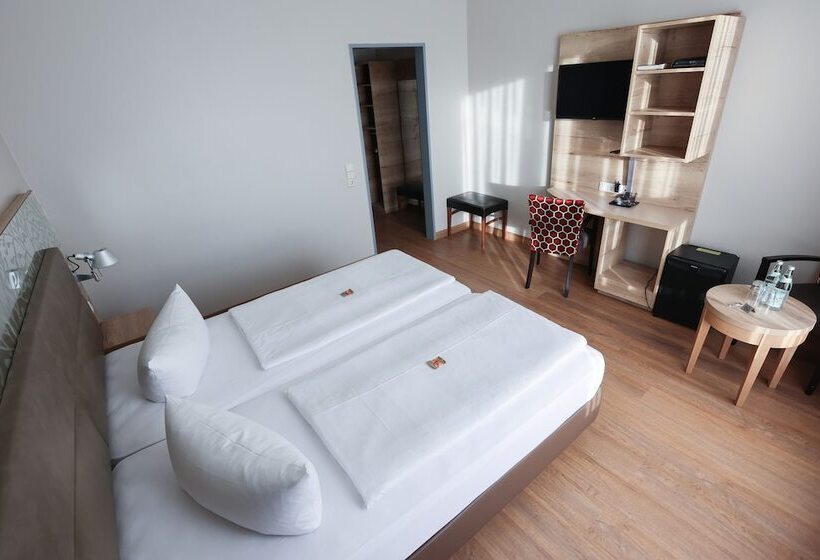 スタンダードルーム, Blaubeurer Tor