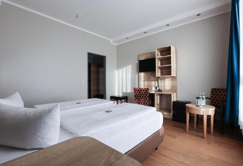 スーペリアールーム, Blaubeurer Tor