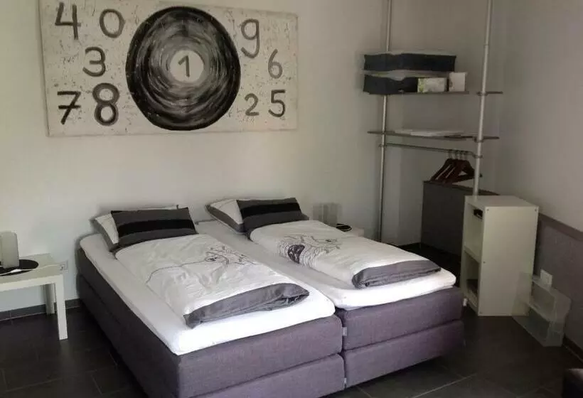 Standard Room, Brasserie Typisch