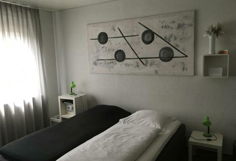 Номер Стандарт Индивидуальный, Brasserie Typisch