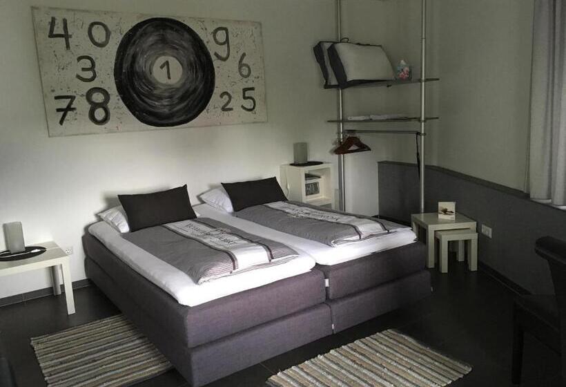 Номер Стандарт, Brasserie Typisch