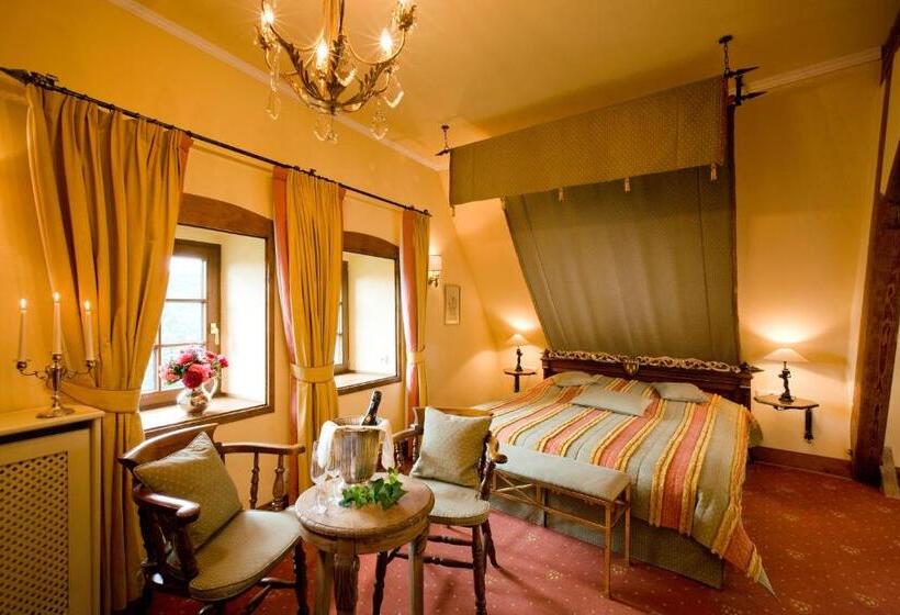 Quarto Estandar com Hidromassagem, Burg Arras