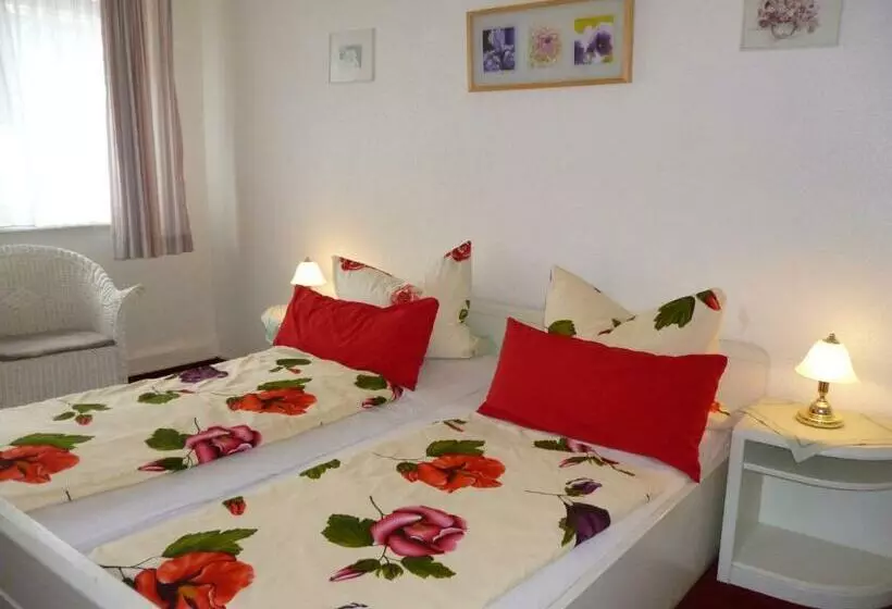 Suite, Café Restaurant Parkhaus