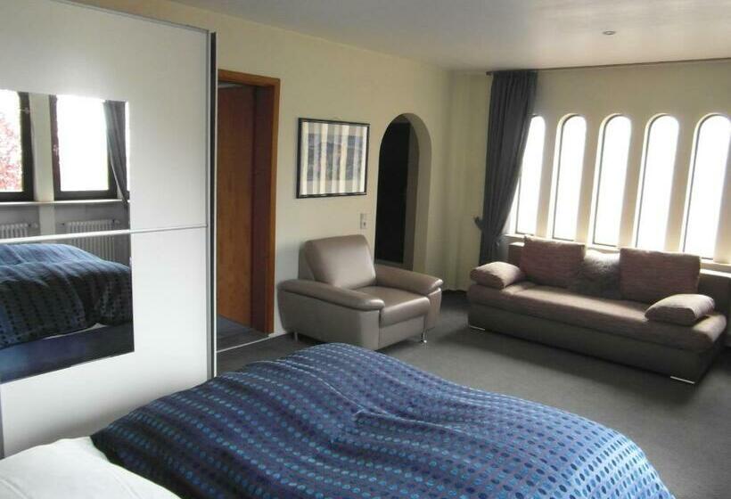 Полулюкс, Castello Bianco