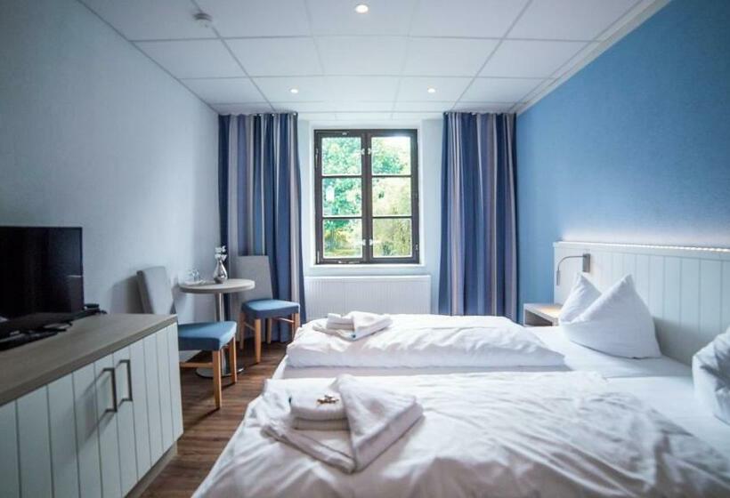 Номер Стандарт, Gasthaus Zur Fähre