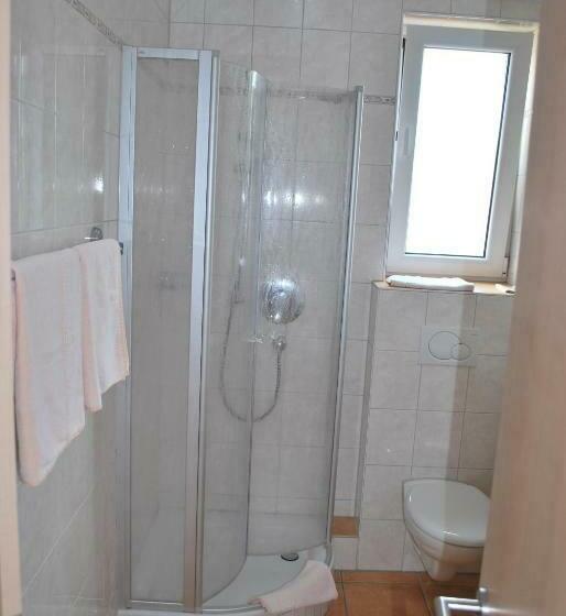 غرفة قياسية فردية, Gasthof “goldener Engel”