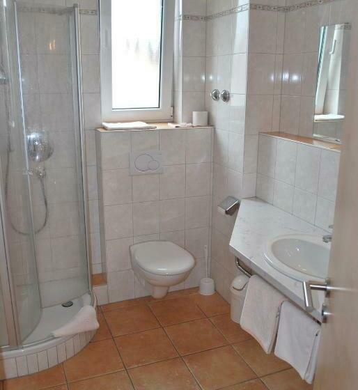 غرفة قياسية فردية, Gasthof “goldener Engel”